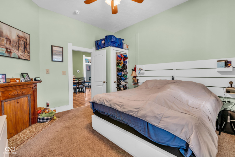 Listing Image 14