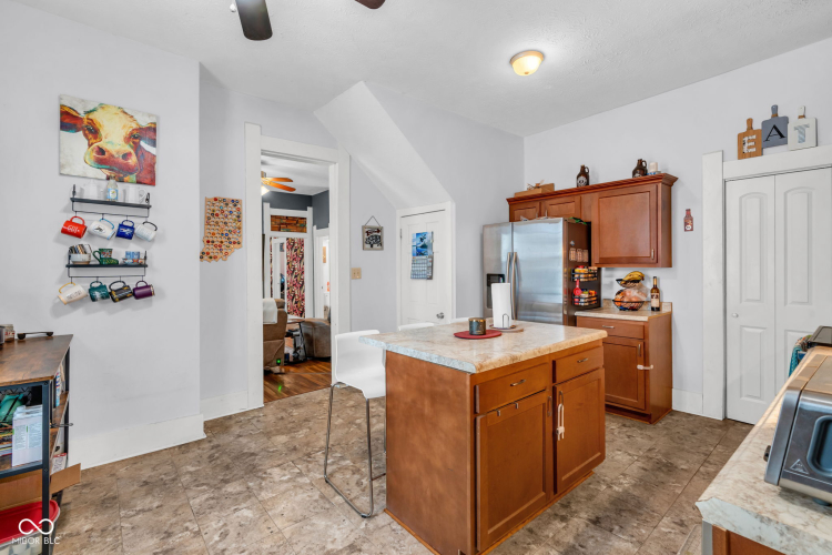 Listing Image 21