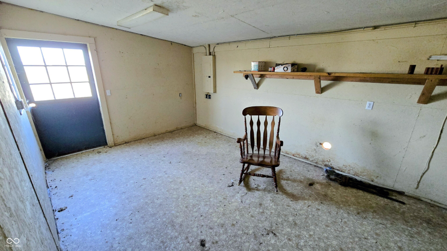 Listing Image 41