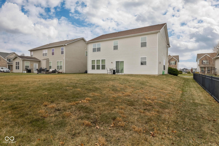 Listing Image 33