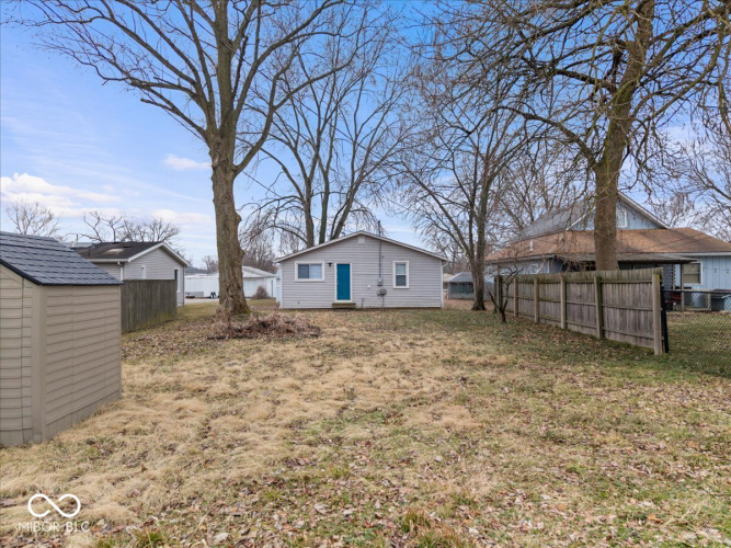 Listing Image 11