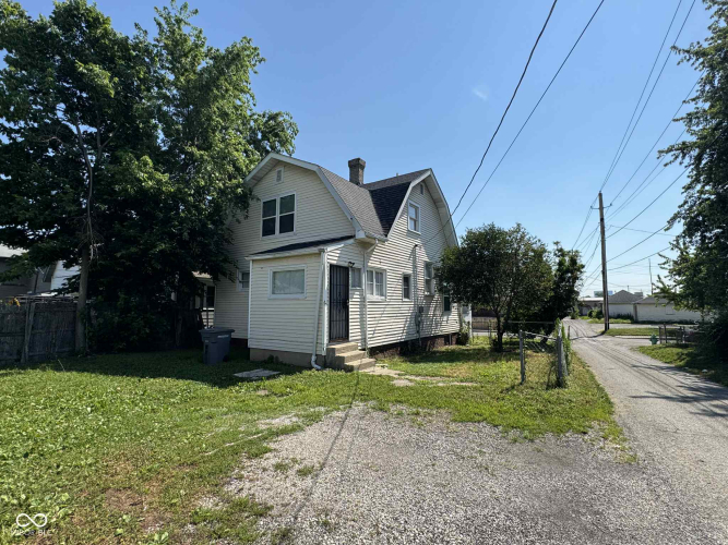 Listing Image 5