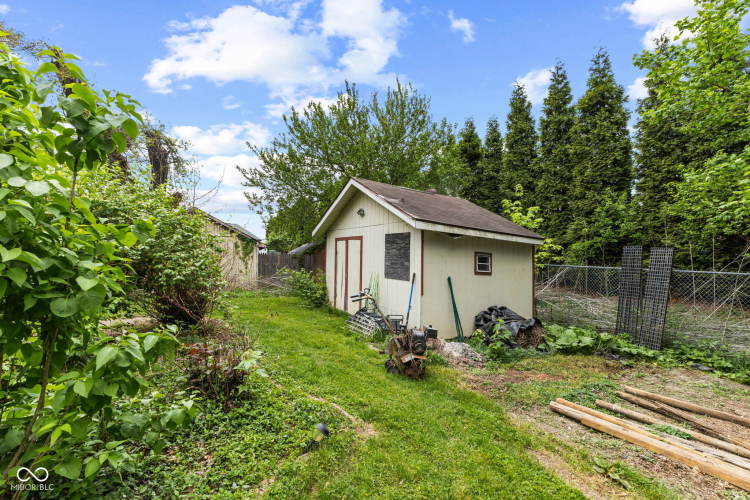Listing Image 24