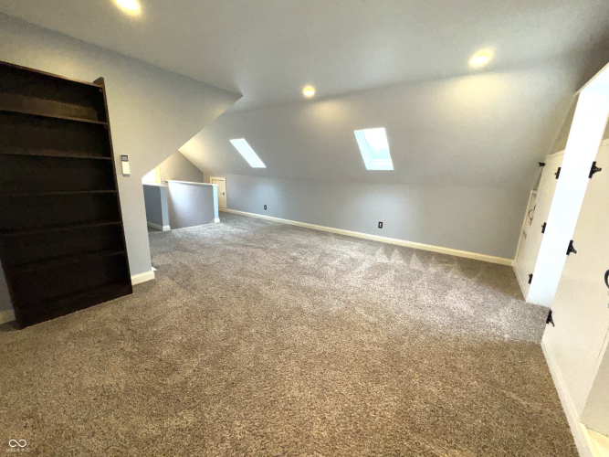 Listing Image 48