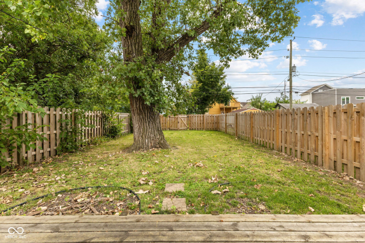 Listing Image 10