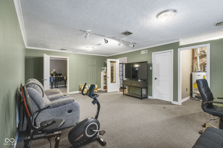 Listing Image 33