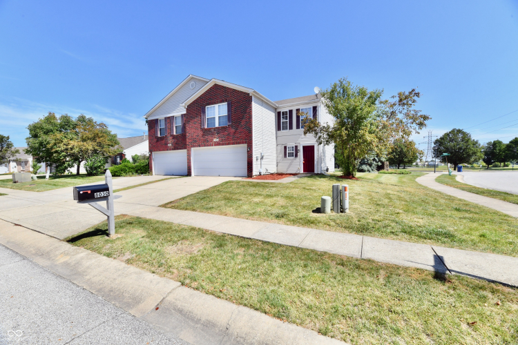 Listing Image 3