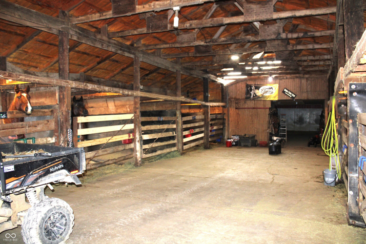 Listing Image 37