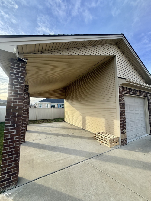 Listing Image 62