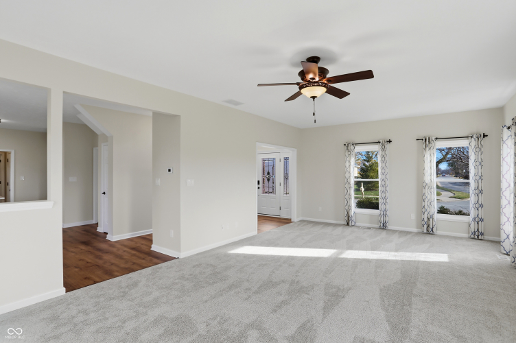 Listing Image 20