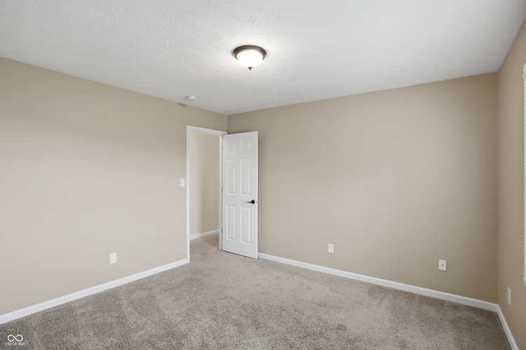Listing Image 51