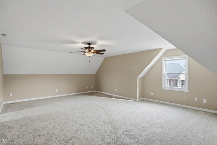 Listing Image 52