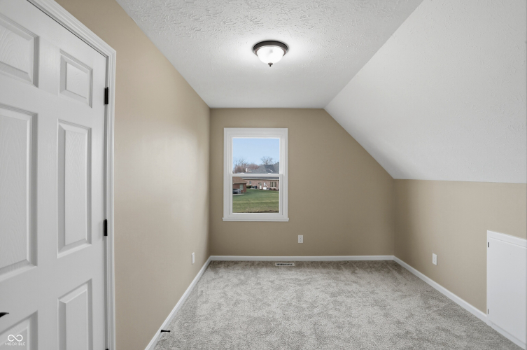 Listing Image 56