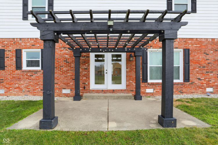 Listing Image 75