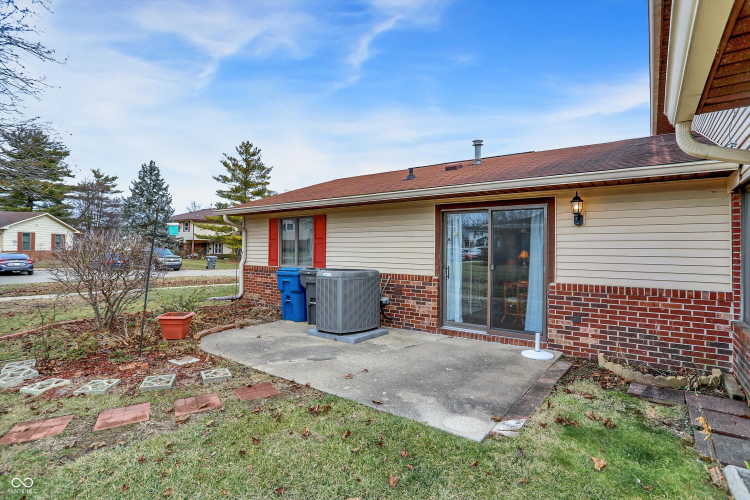 Listing Image 21
