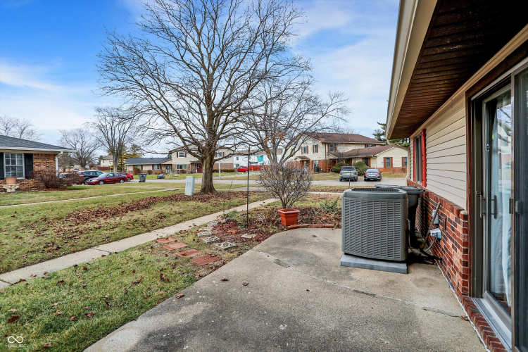 Listing Image 22