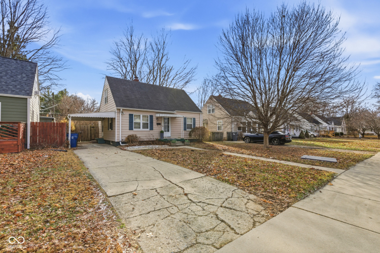 Listing Image 3