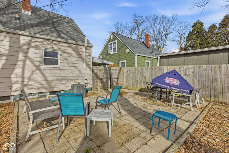 Listing Image 40