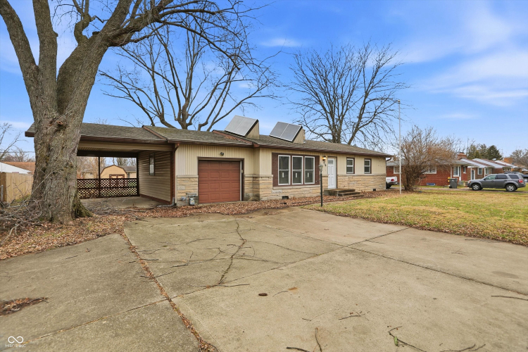 Listing Image 32