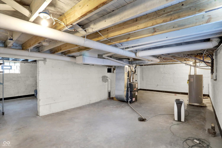Listing Image 50