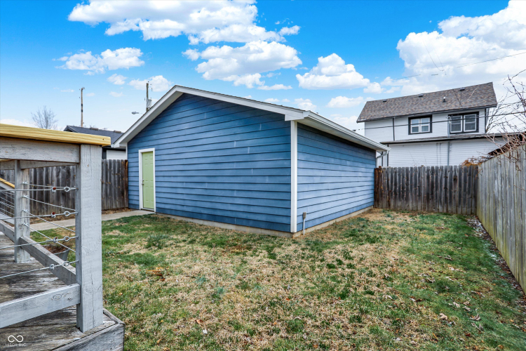Listing Image 64