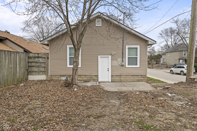 Listing Image 27