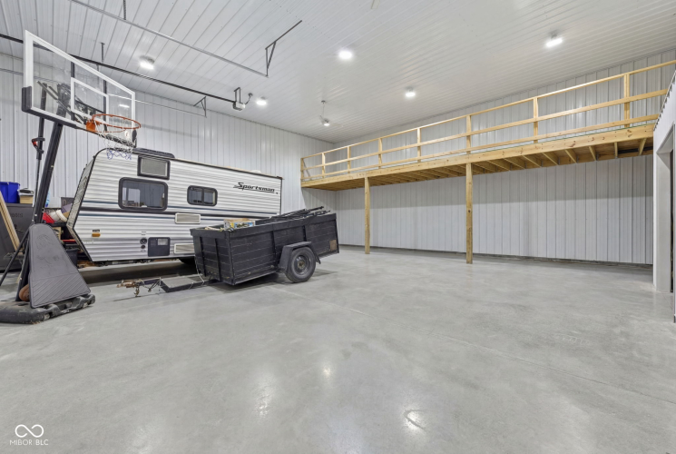 Listing Image 24