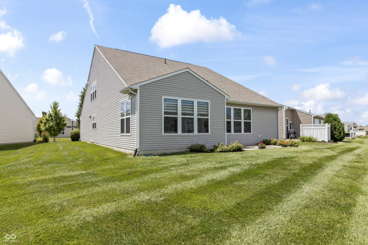 Listing Image 49