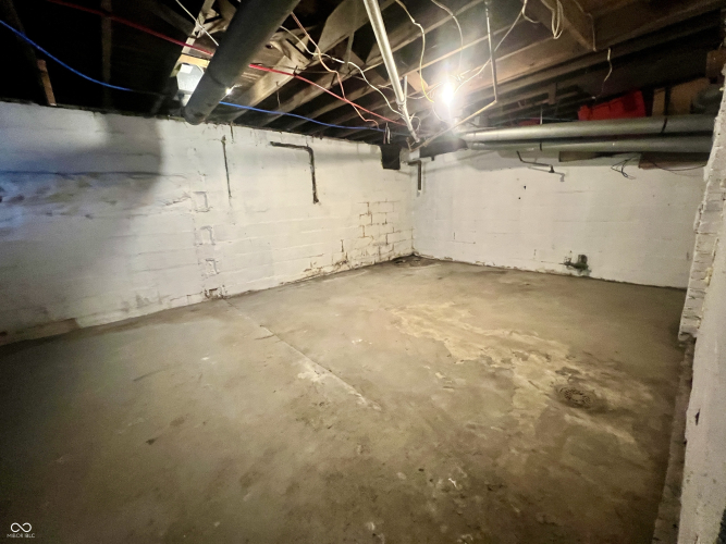 Listing Image 25