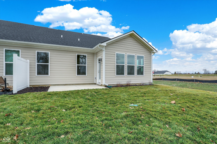 Listing Image 58