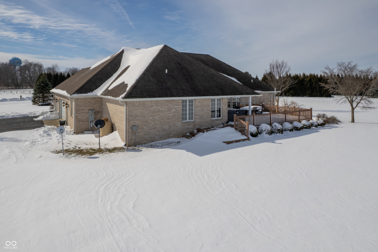 Listing Image 42