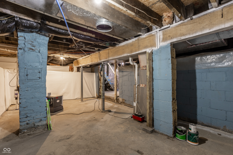 Listing Image 25