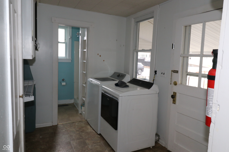 Listing Image 13