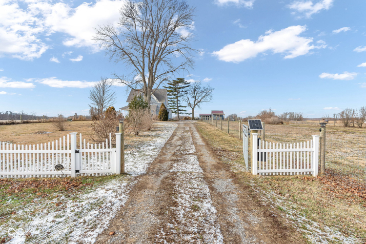 Listing Image 35