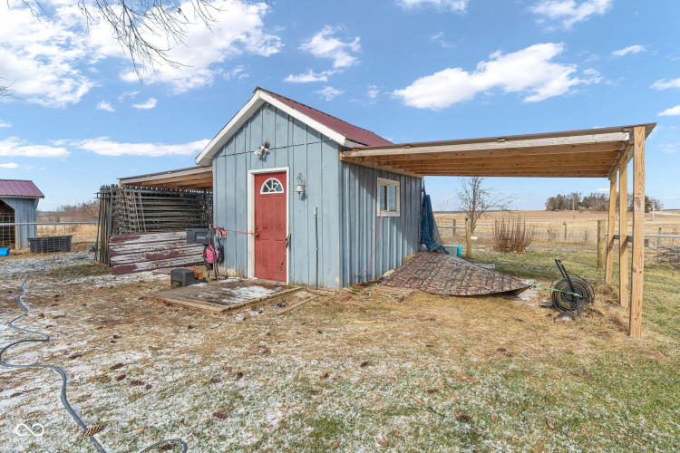 Listing Image 42