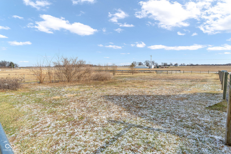 Listing Image 47