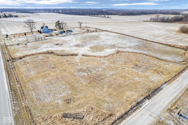 Listing Image 60