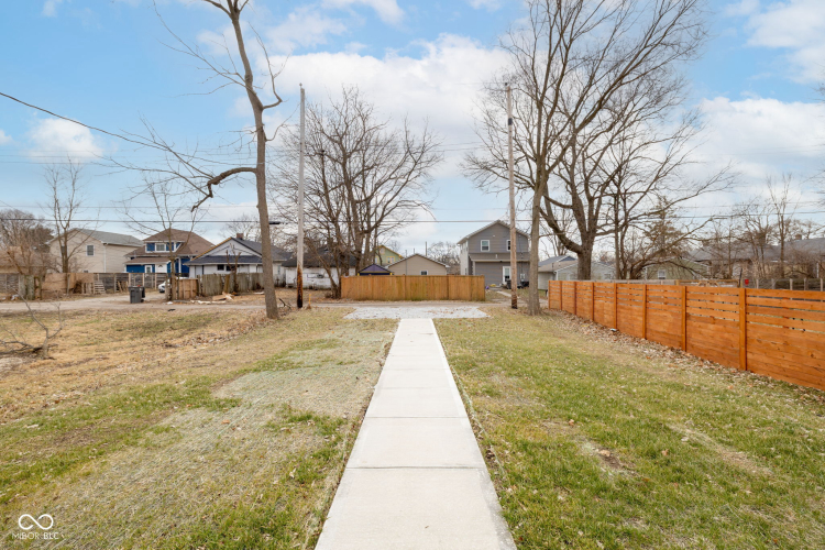 Listing Image 19