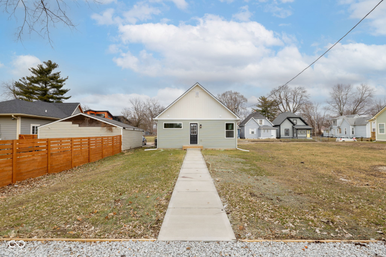 Listing Image 21