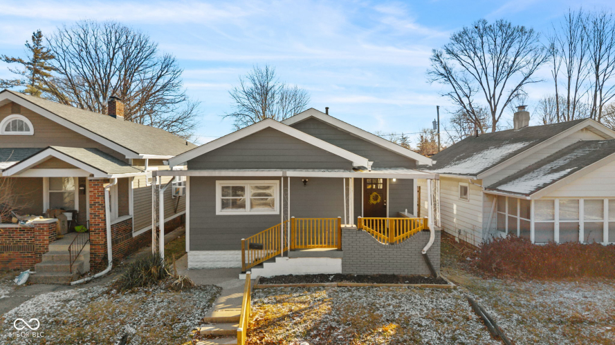 Listing Image 3