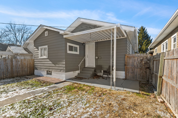 Listing Image 21
