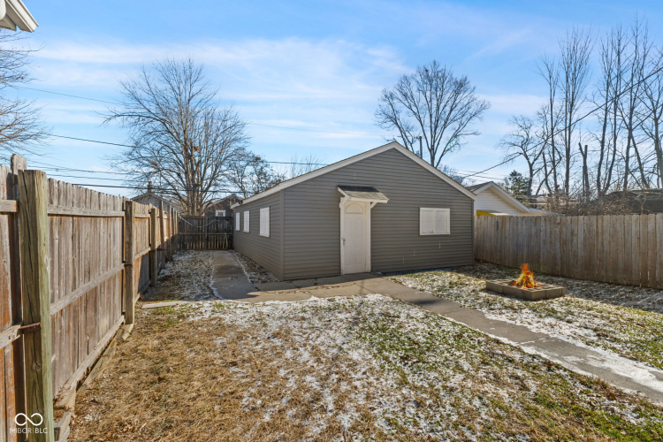 Listing Image 22