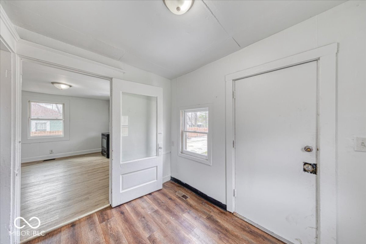 Listing Image 17