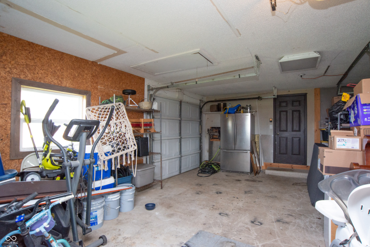 Listing Image 52
