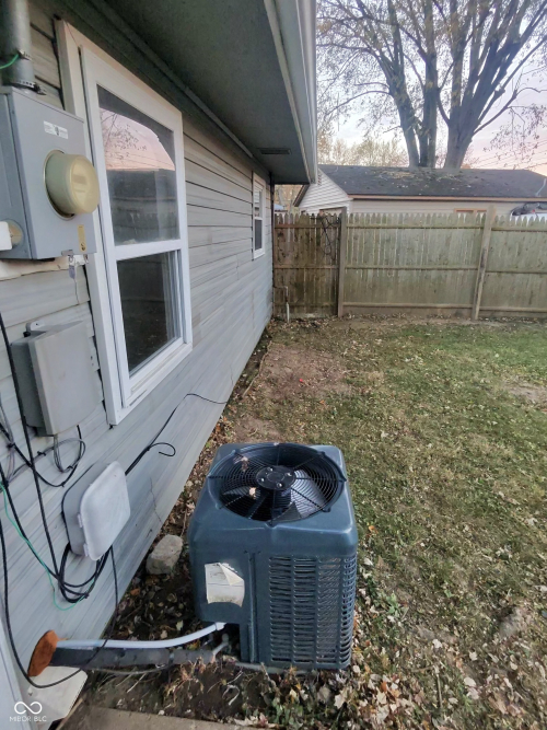 Listing Image 10