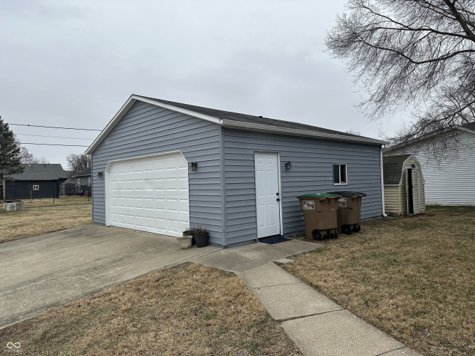 Listing Image 21