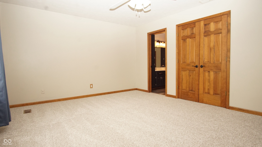 Listing Image 26