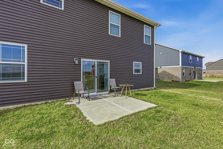 Listing Image 43