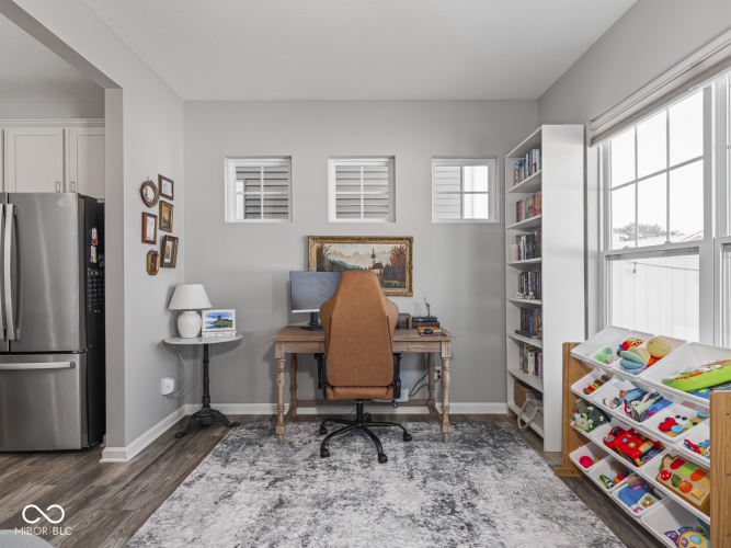 Listing Image 23