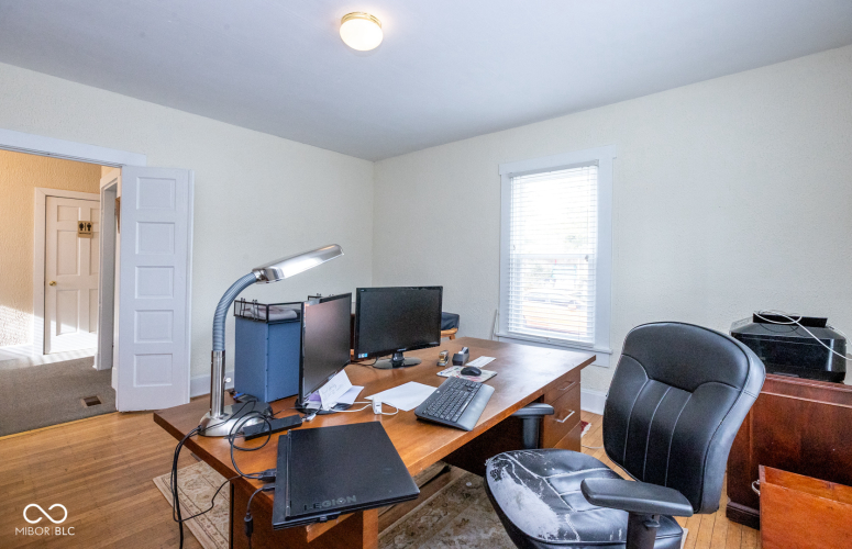 Listing Image 20